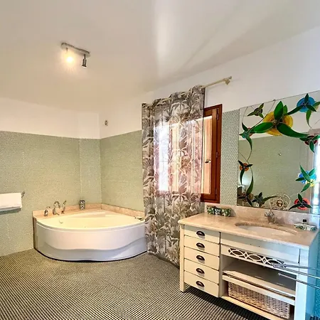 Villa En Pierre Vue Imprenable Sur Le Golfe Propriano (Corsica)